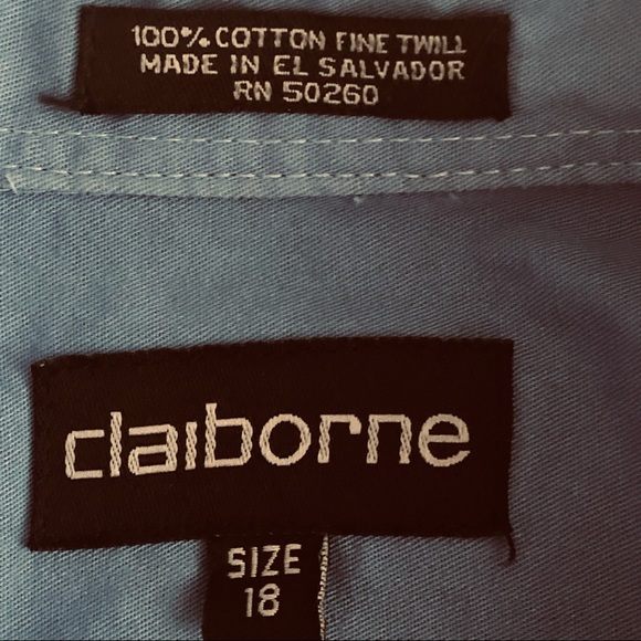 Claiborne Boys blue long sleeve button down shirt size 18  Equivalent to Mens M - Picture 5 of 6
